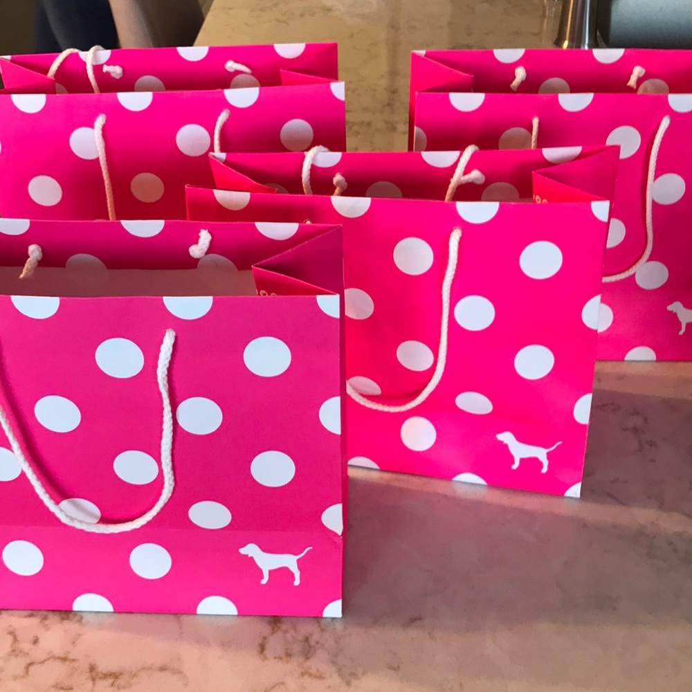 3 out of 4 vs pink gift bag left ($5 each)